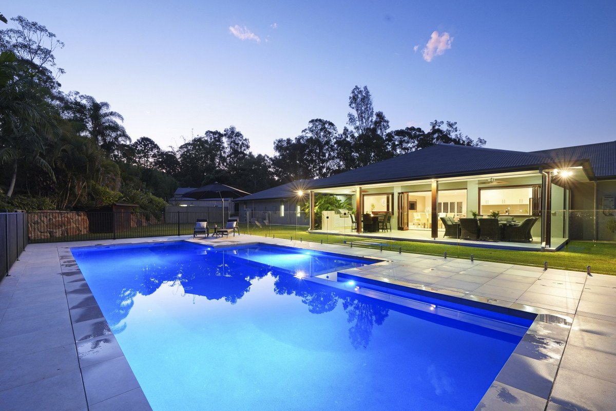 10 Carl Lentz Court Worongary 34