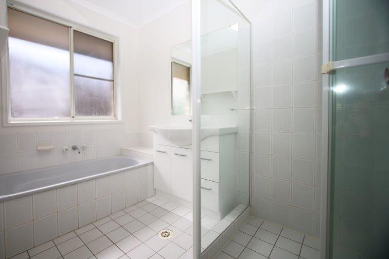 10 Carnoustie Court ROBINA 12