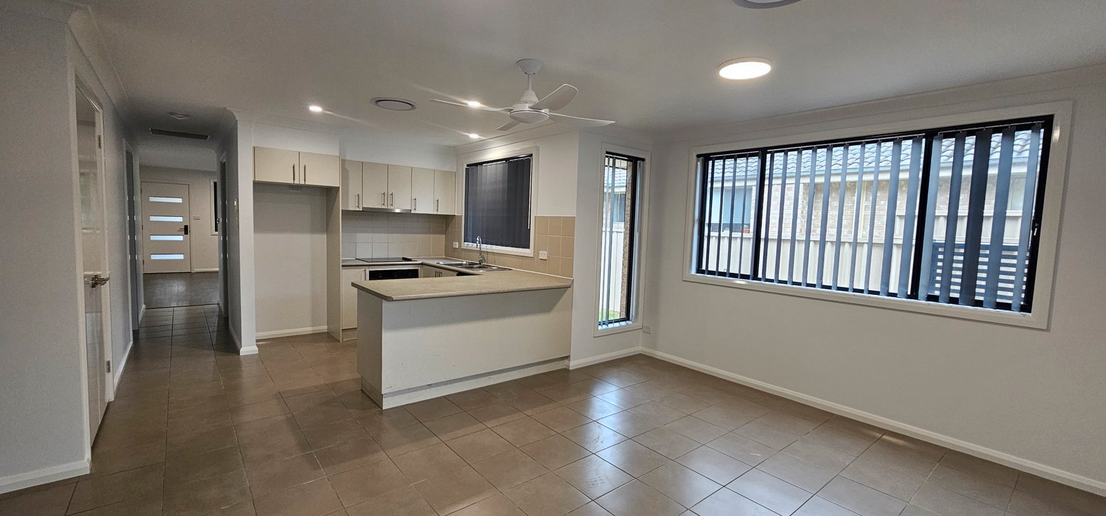 10 Carrall Close COFFS HARBOUR 2