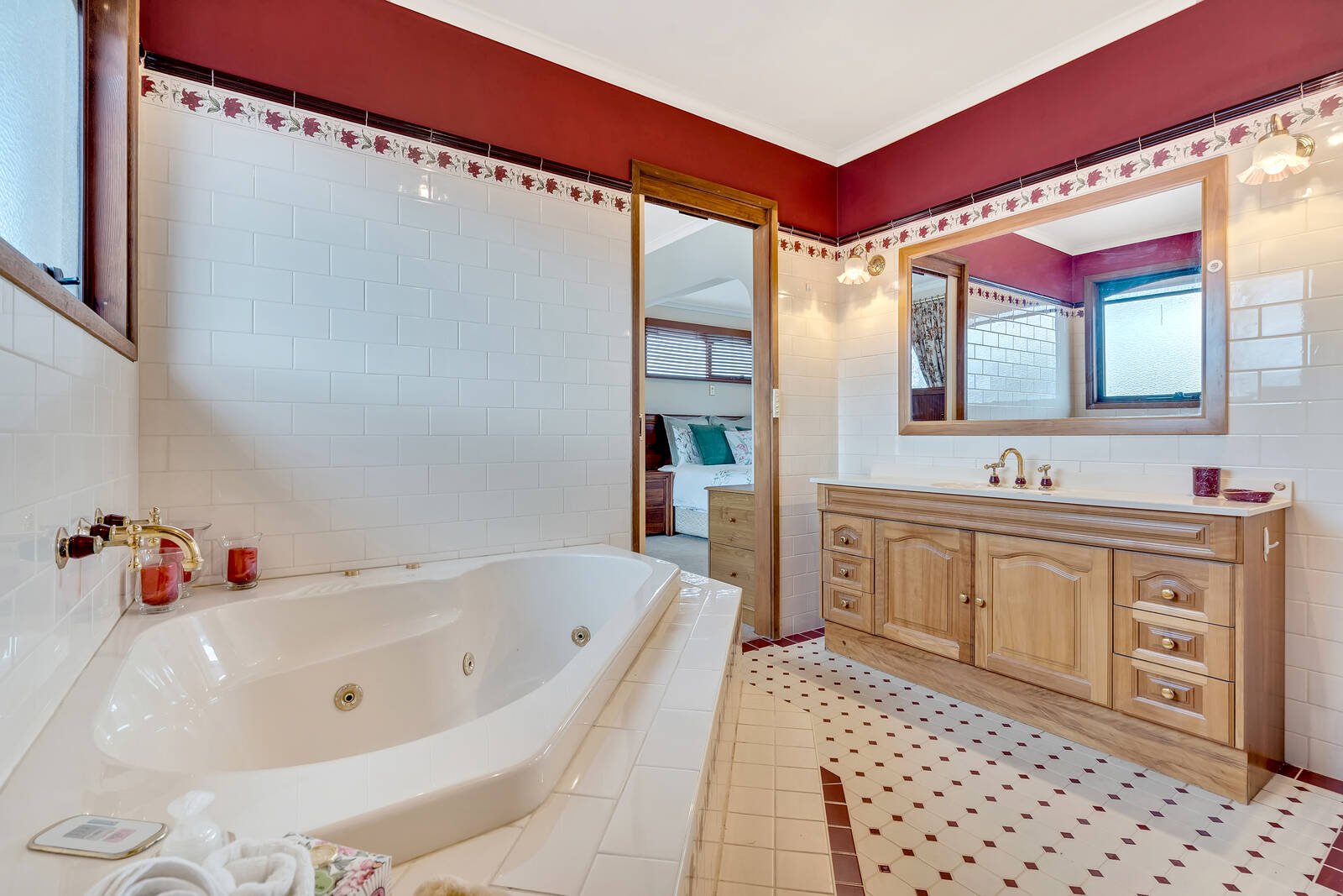 Real Estate and Property in 10 Carroll Court, Gisborne, VIC