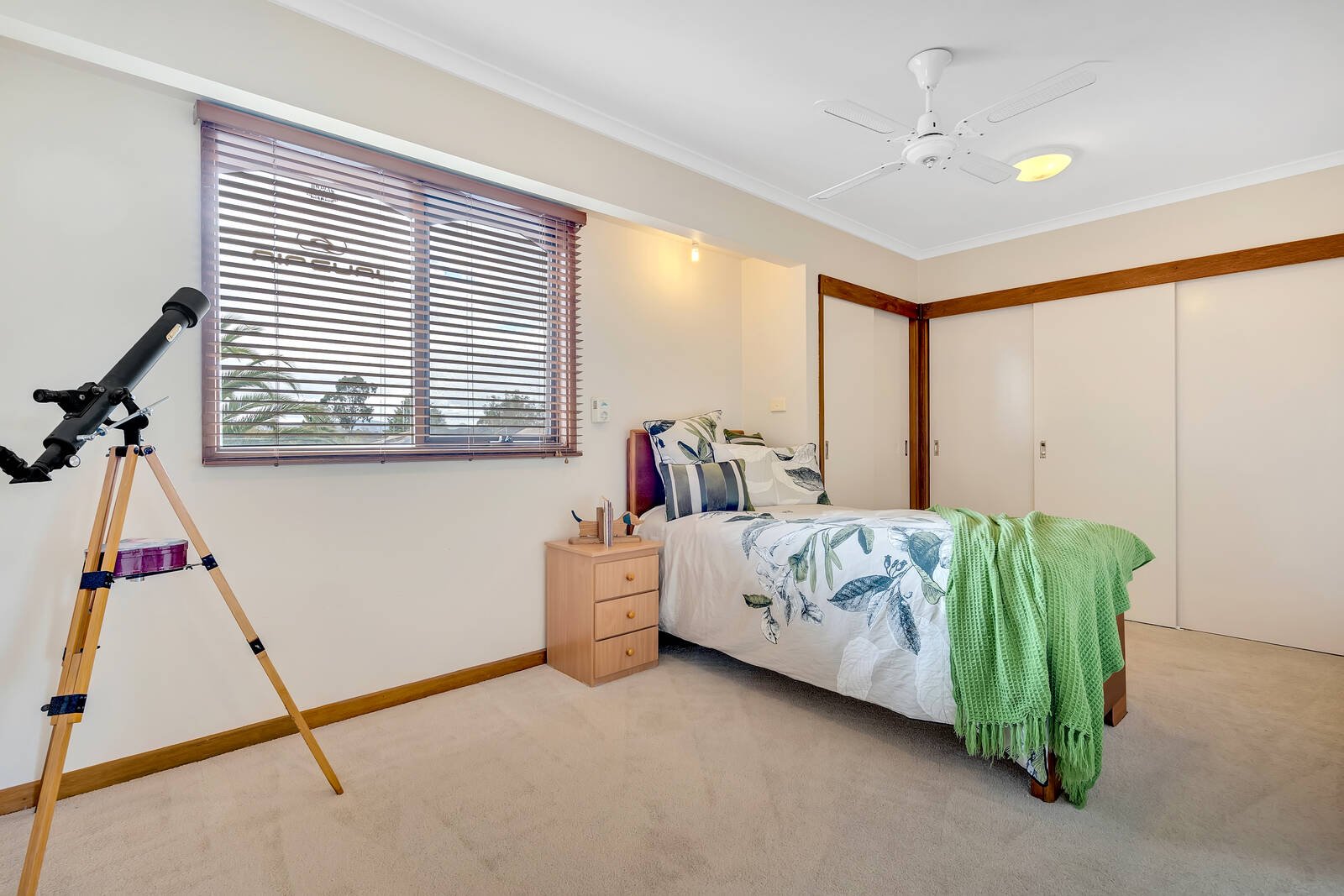 Real Estate and Property in 10 Carroll Court, Gisborne, VIC