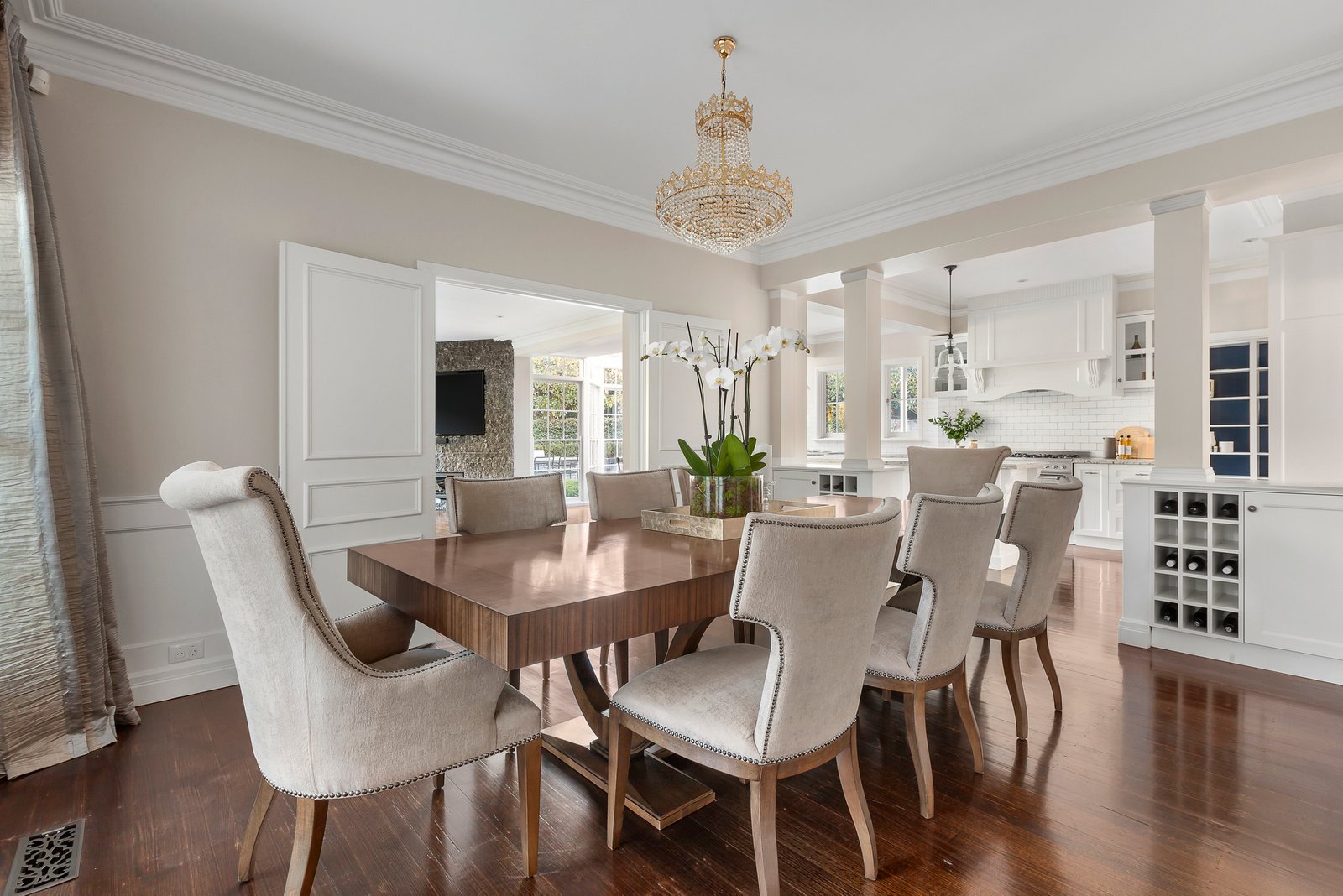 Image of dining room