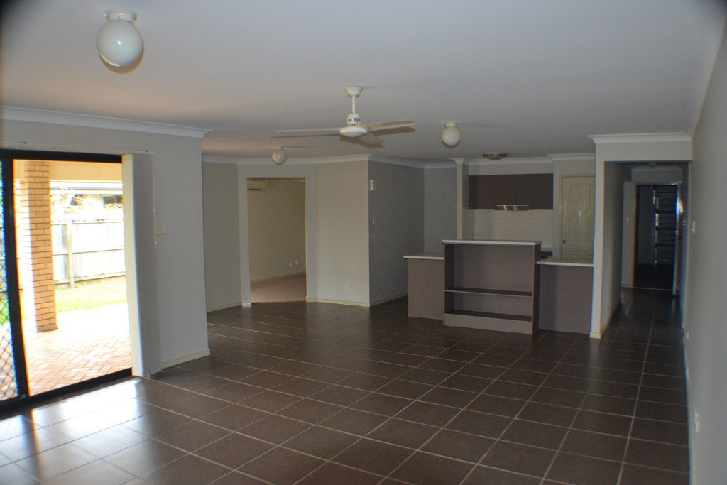 10 Cassia Street BRAY PARK 3