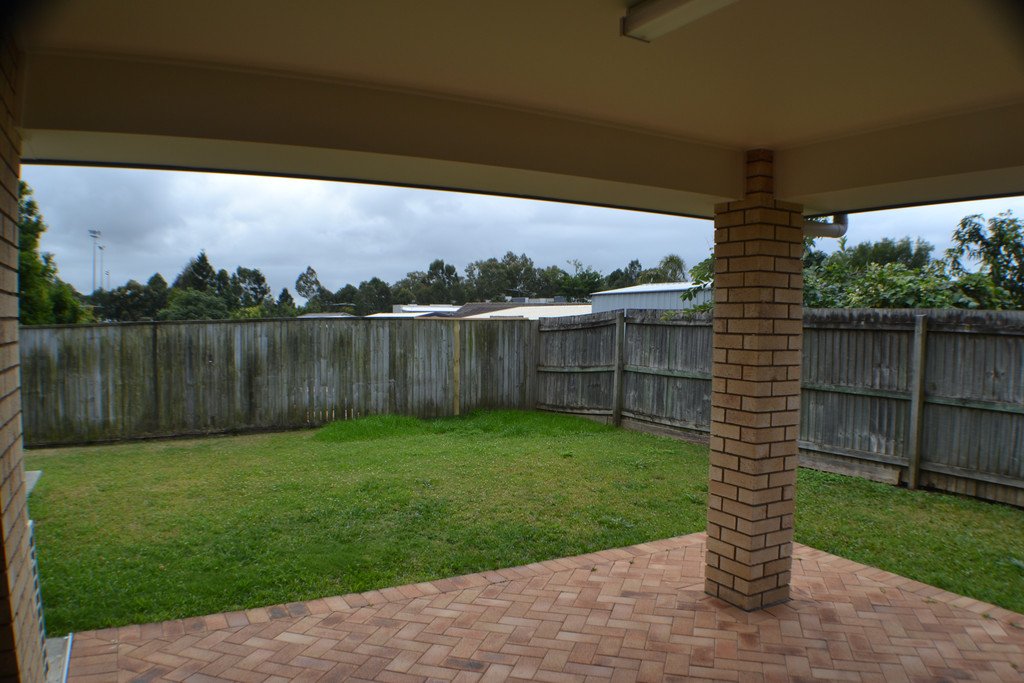 10 Cassia Street BRAY PARK 11
