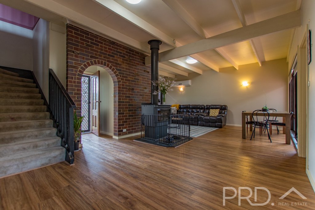 10 Cedar Crescent TUMUT 11