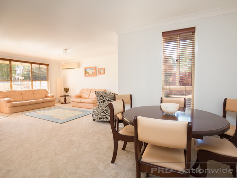 10 Centenary Close BOLWARRA HEIGHTS 3