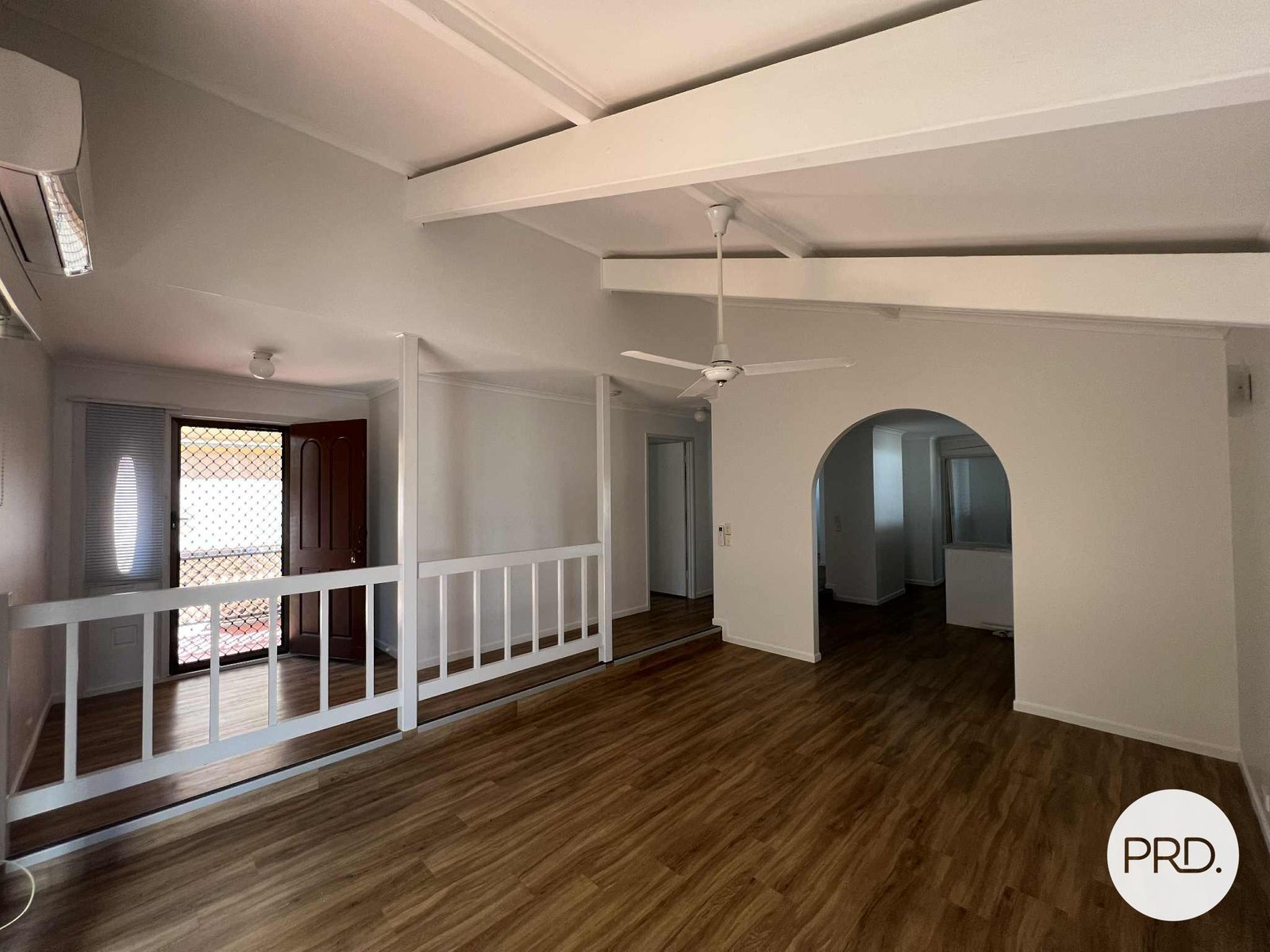 10 Centenary Drive BOYNE ISLAND 2