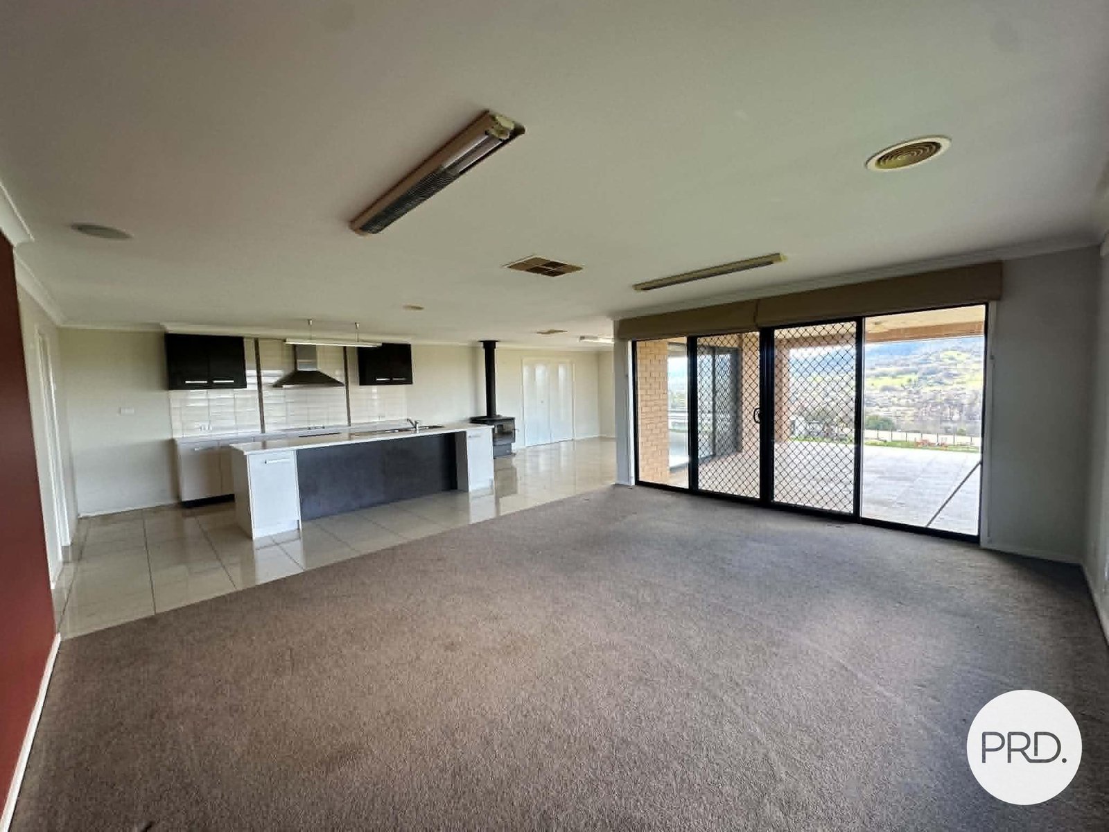 10 Chaffey Close TUMBARUMBA 3
