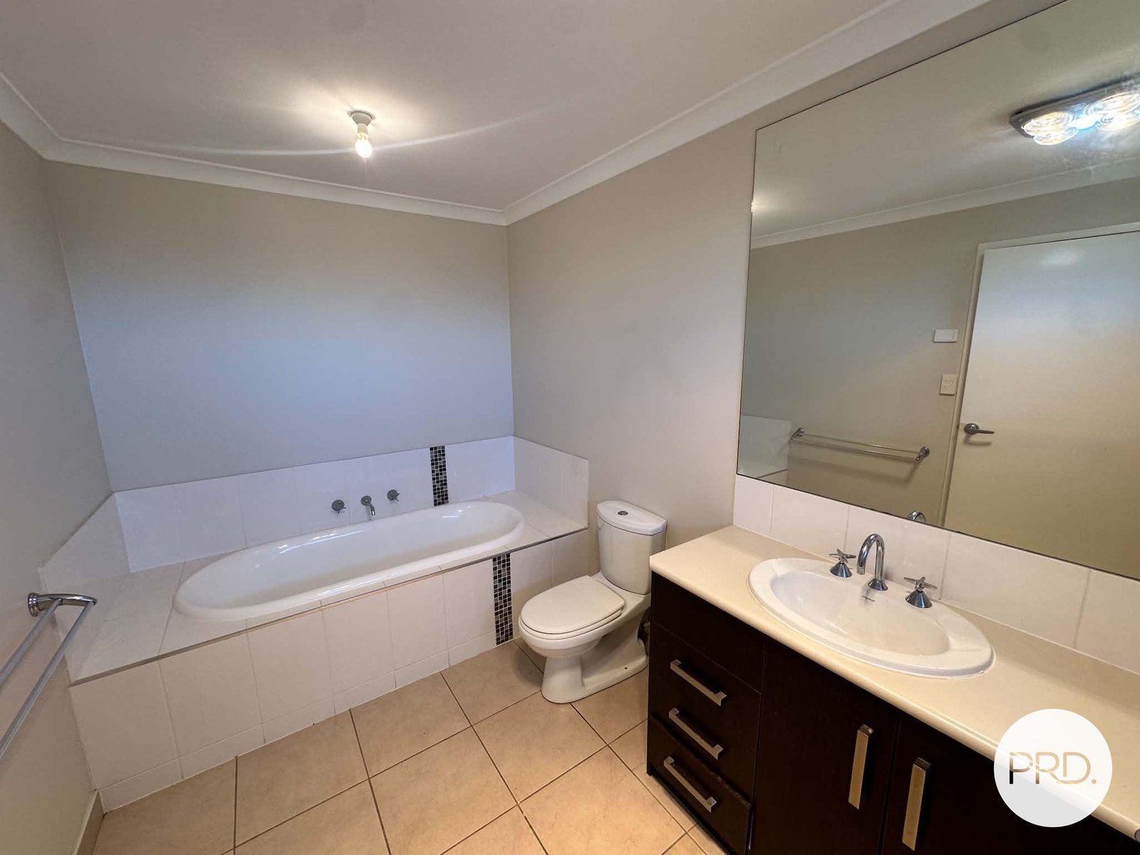 10 Chaffey Close TUMBARUMBA 7