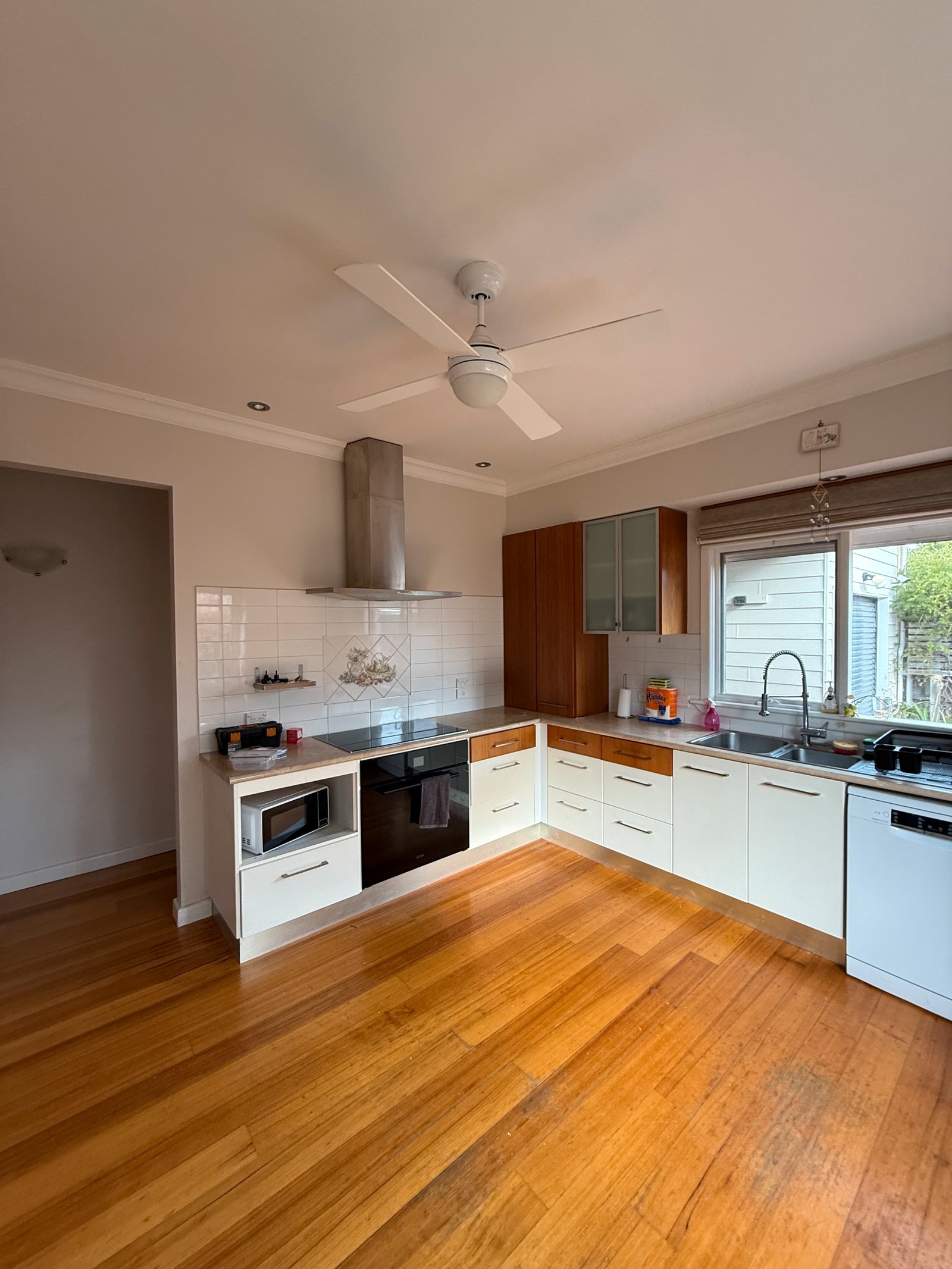 Gallery: 10 Charlotte Avenue