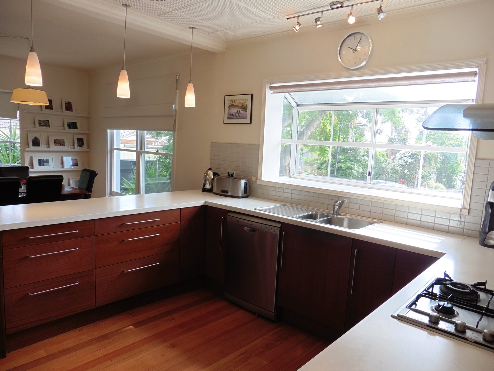 Gallery: 10 Cherrington Court