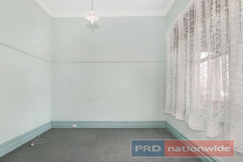10 Clarendon Street SOLDIERS HILL 4