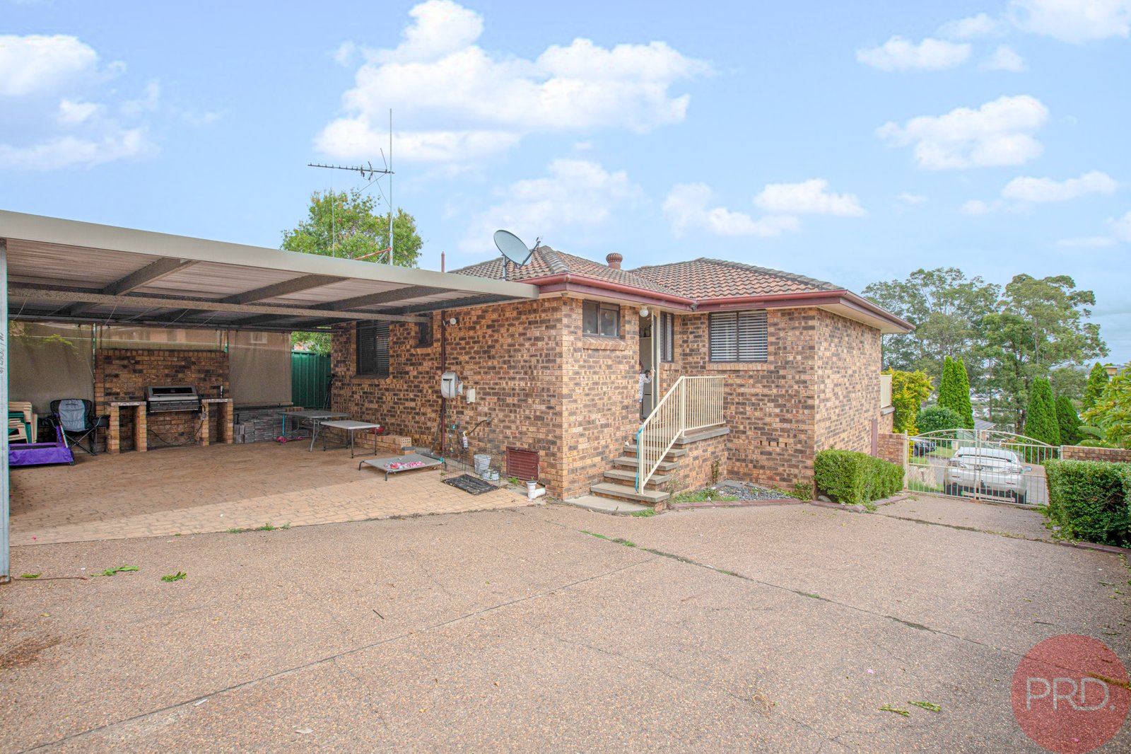 10 Clayton Crescent RUTHERFORD 17