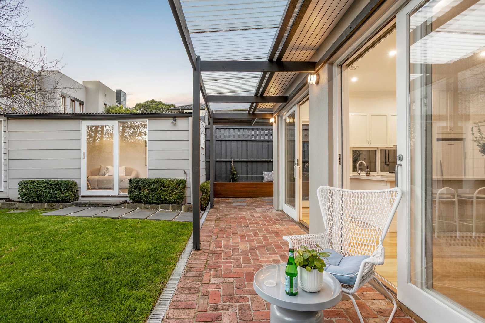 10 Clifton Grove, Hawthorn East, 3123