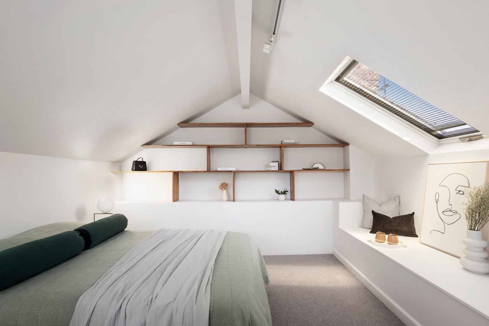 10 Clifton Grove, Hawthorn East, 3123