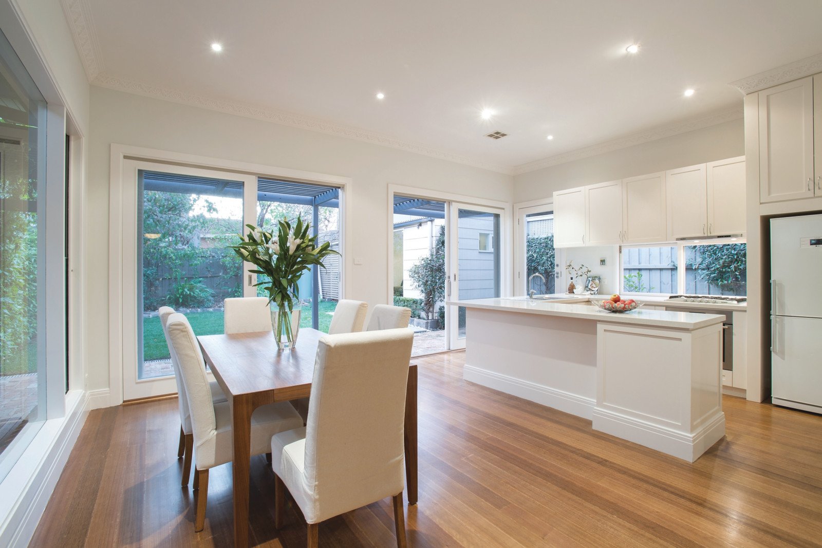 10 Clifton Grove, Hawthorn East, VIC