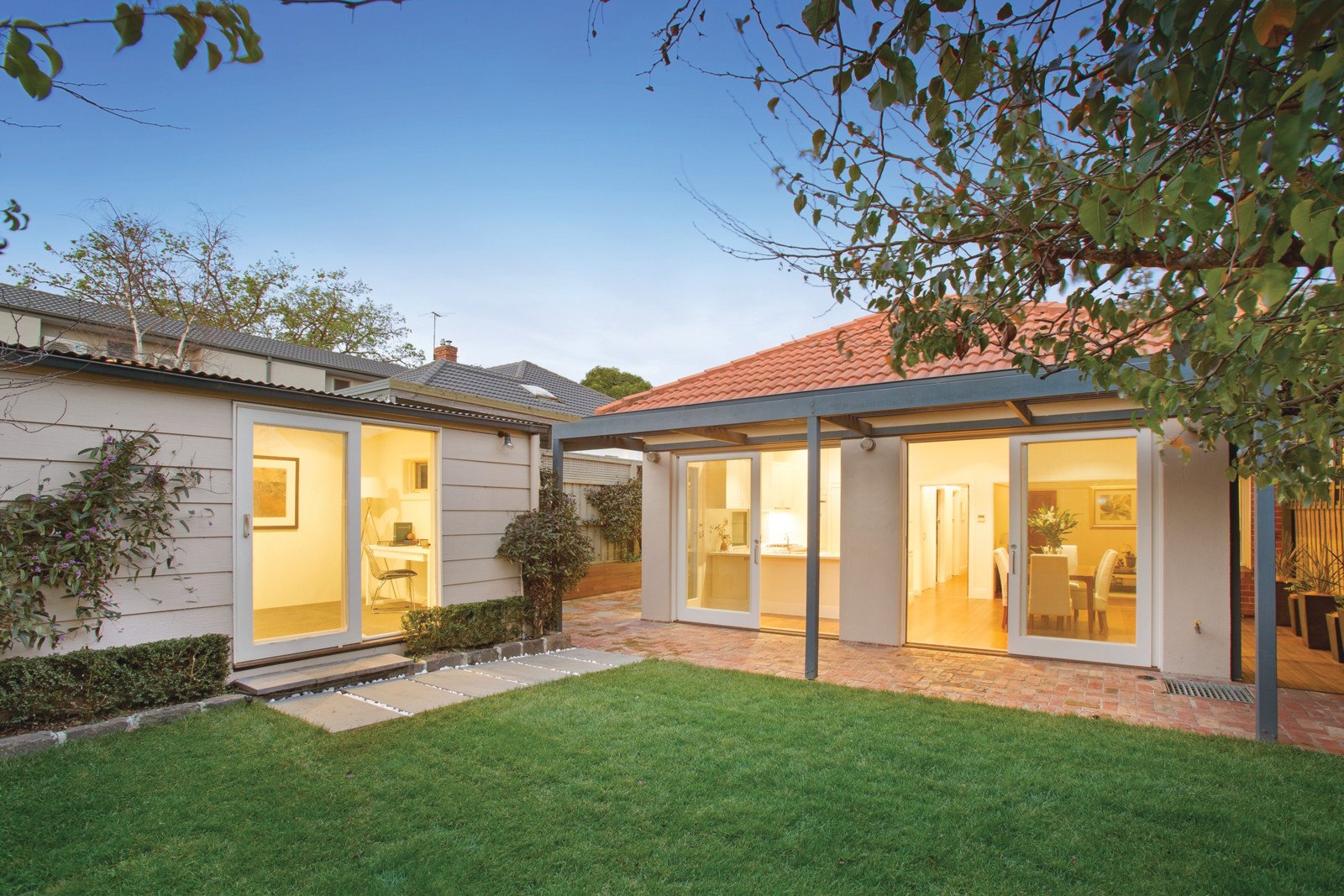 10 Clifton Grove, Hawthorn East, VIC