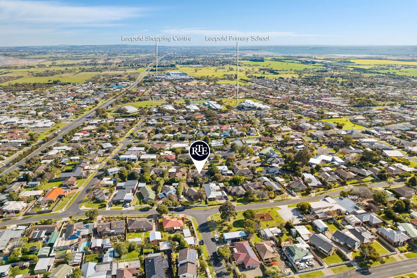 Real Estate and Property in 10 Clivedon Court, Leopold, VIC