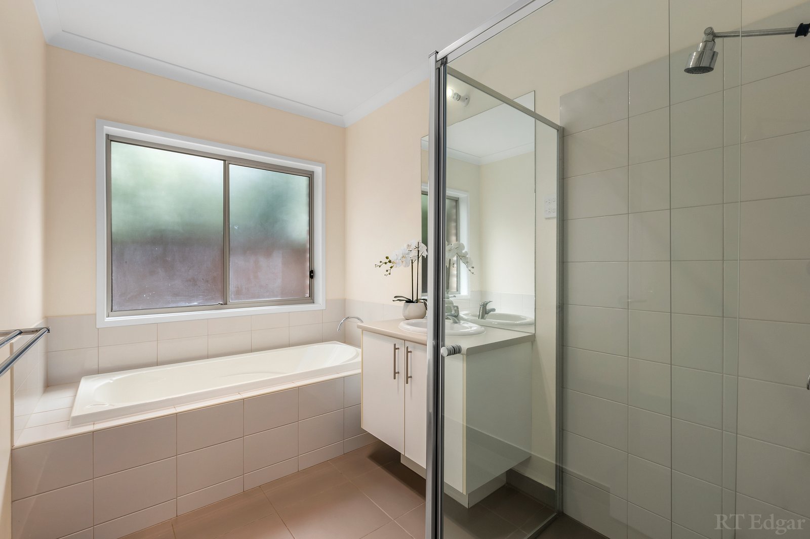 Real Estate and Property in 10 Cluney Street, Ocean Grove, VIC