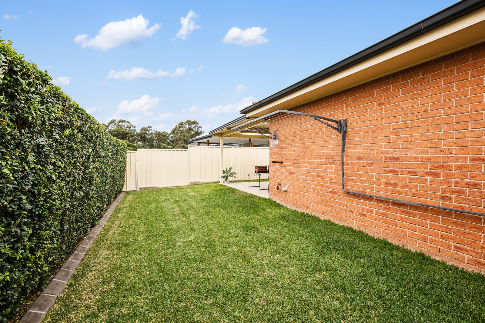 10 Coburn Circuit METFORD 13