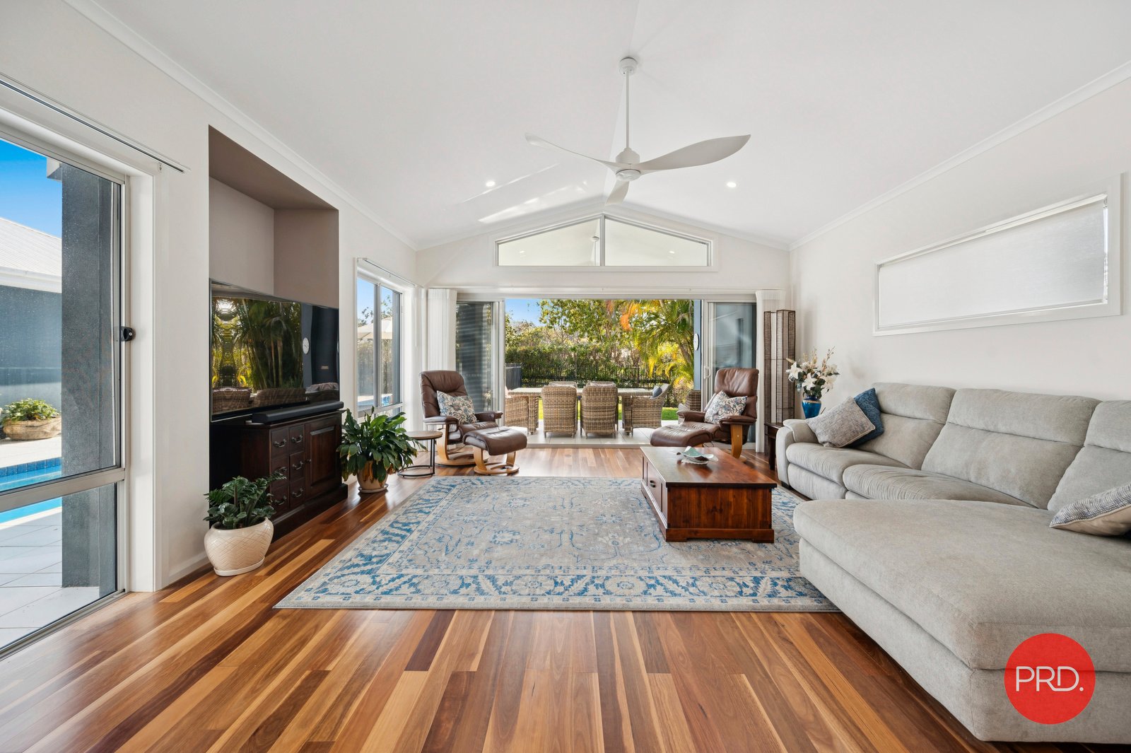 10 Colac Terrace NORTH BOAMBEE VALLEY 8