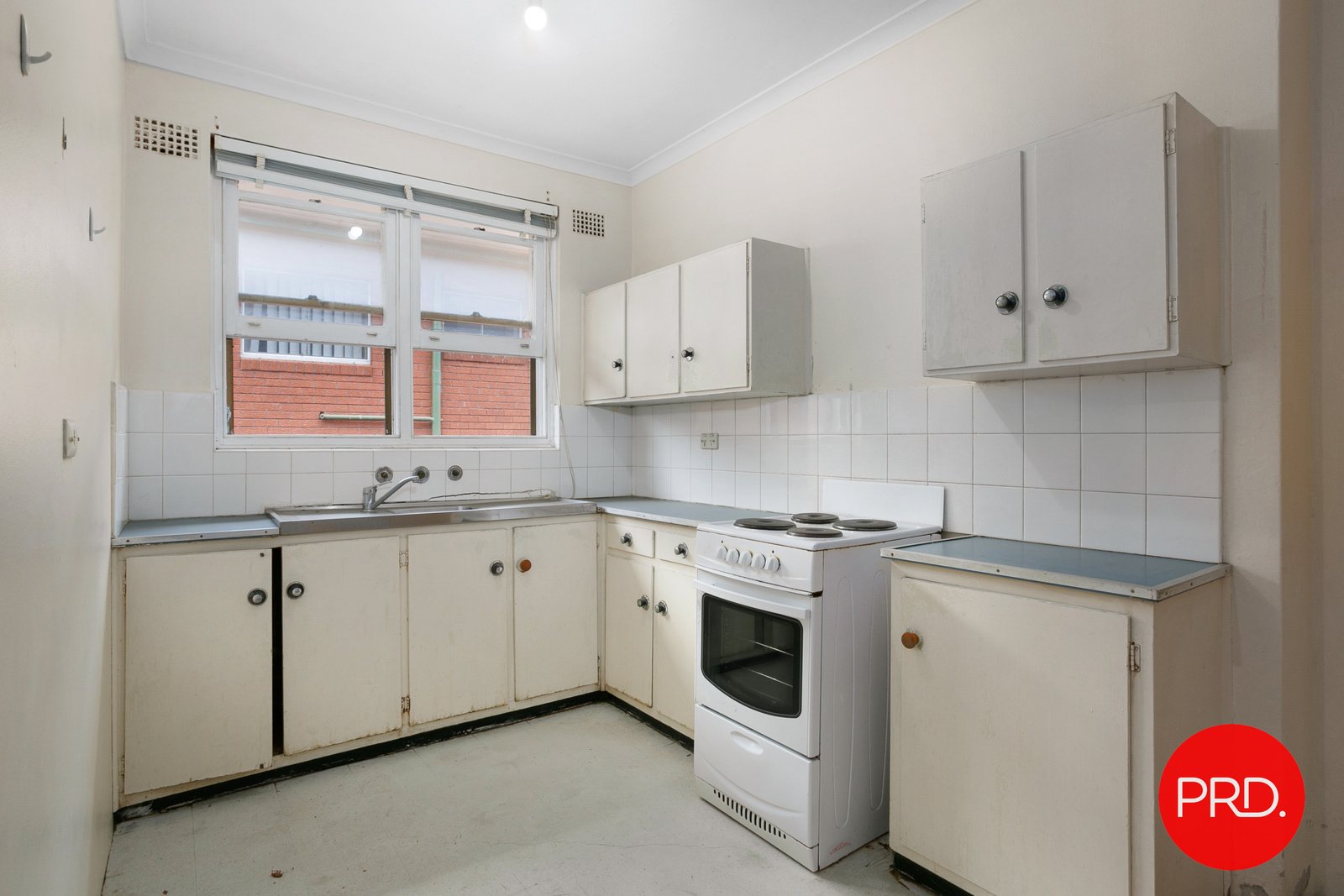 10 Colin Street LAKEMBA 16