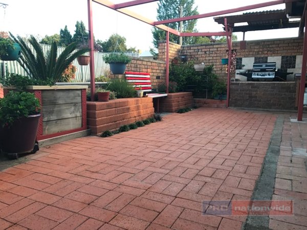 10 Colwell Street TUMUT 22
