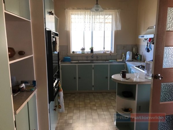 10 Colwell Street TUMUT 5