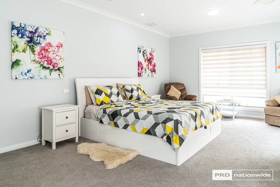 10 Conjola Drive TAMWORTH 21