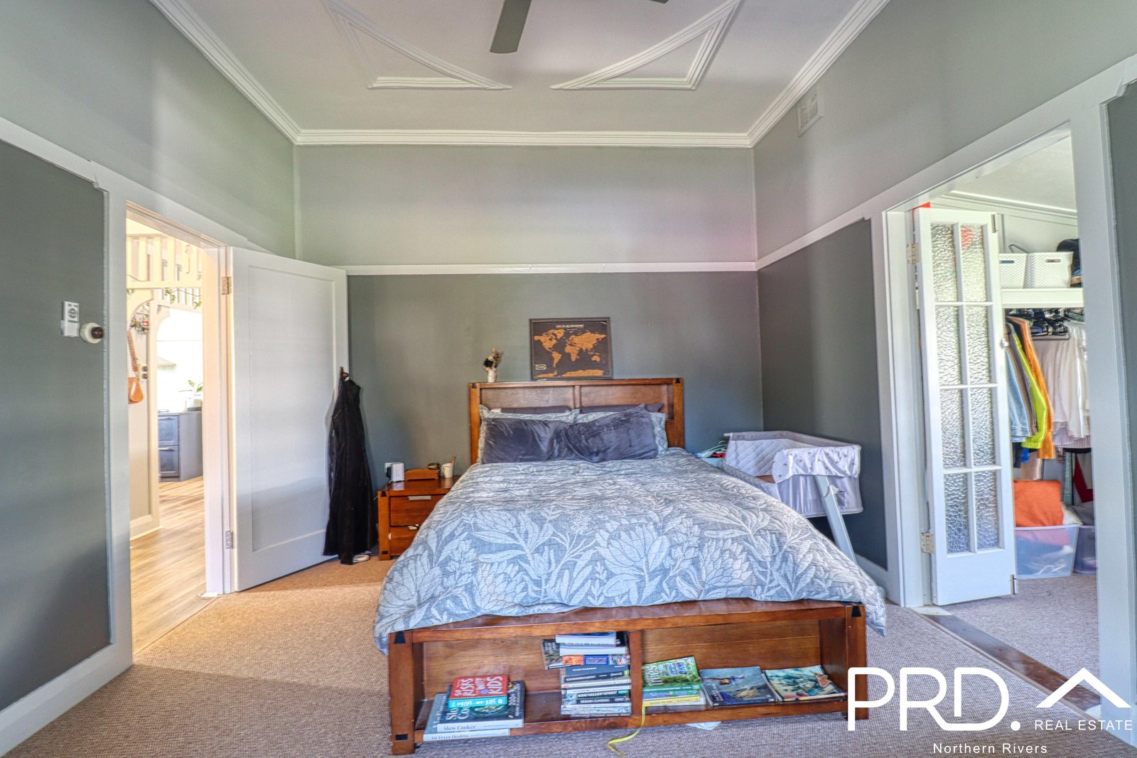 10 Convent Parade CASINO 7