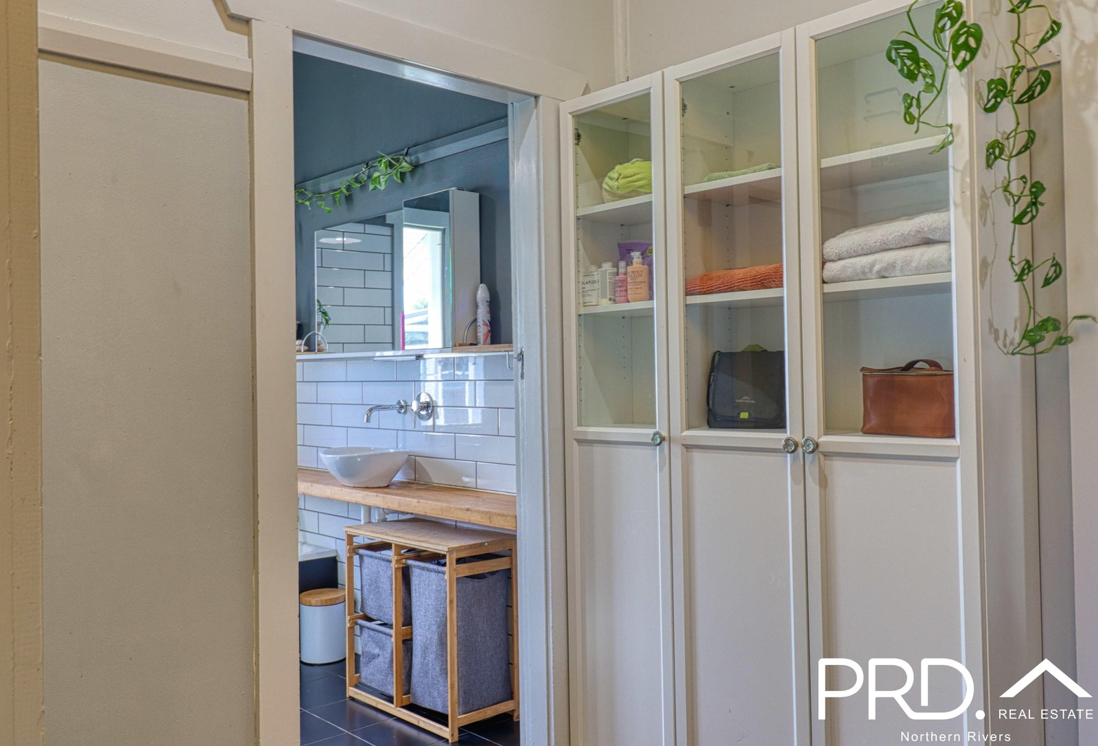 10 Convent Parade CASINO 9