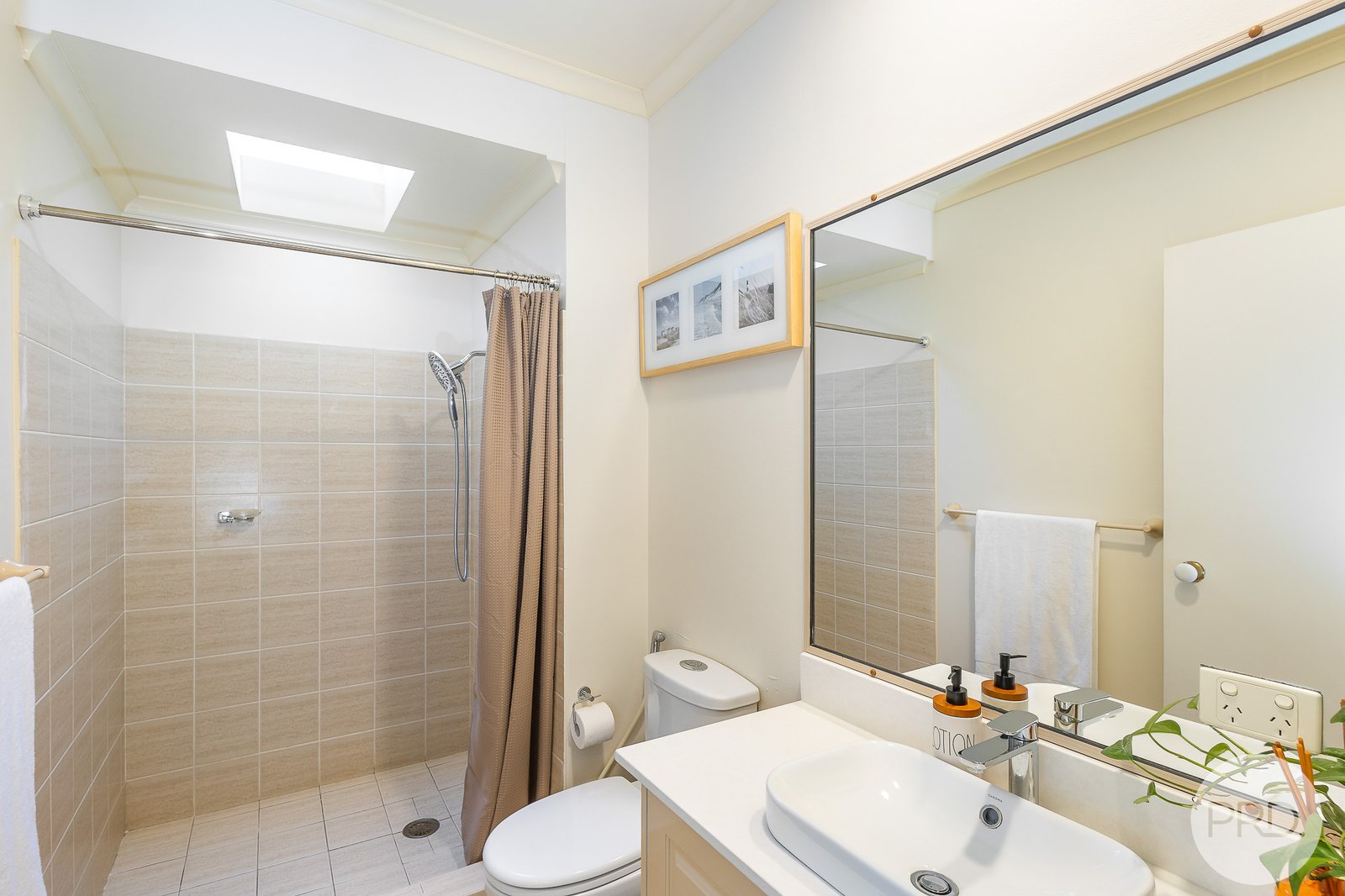 10 Cook Street SALAMANDER BAY 27