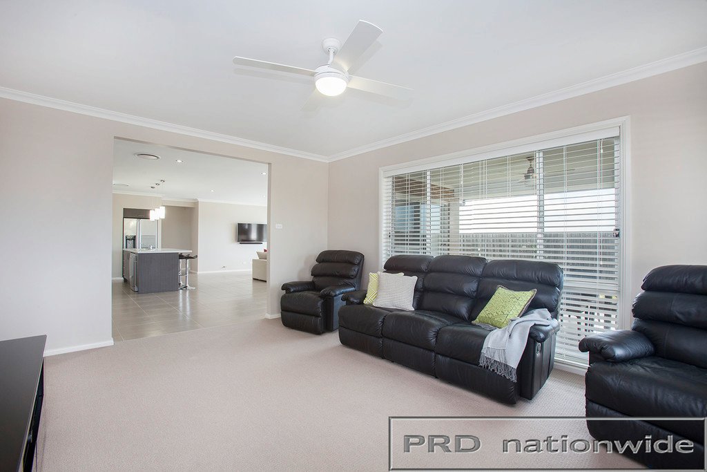 10 Coolabah Street ABERGLASSLYN 13