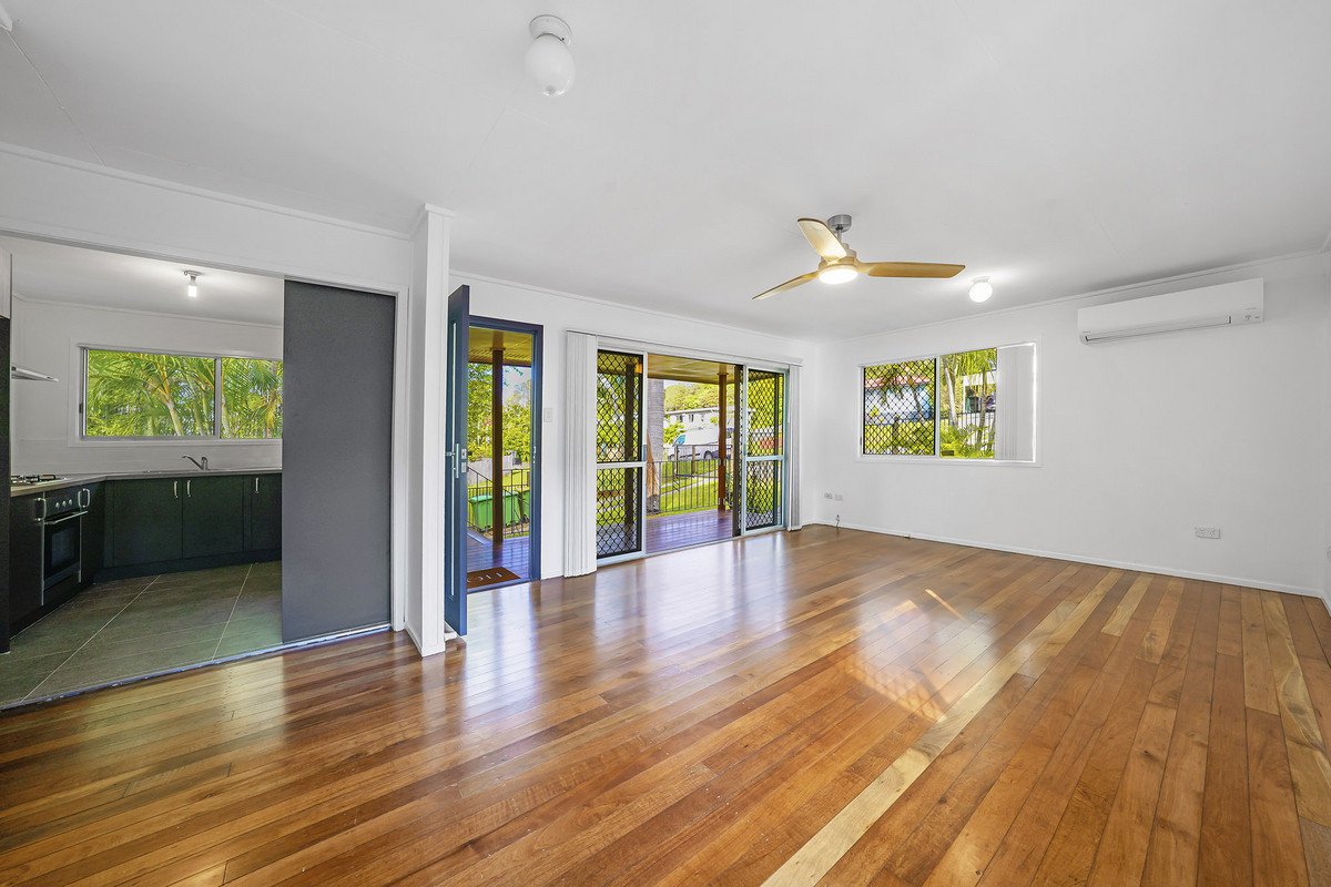 10 Coolibah Crescent Varsity Lakes 1