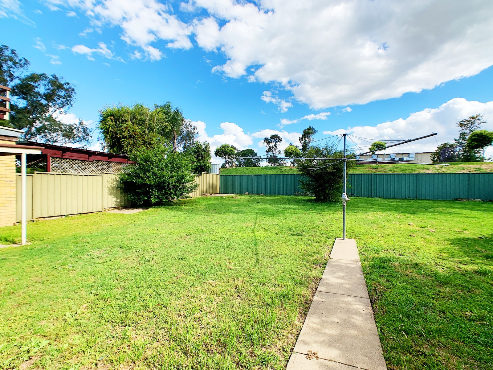 10 Coorong Street TAMWORTH 5