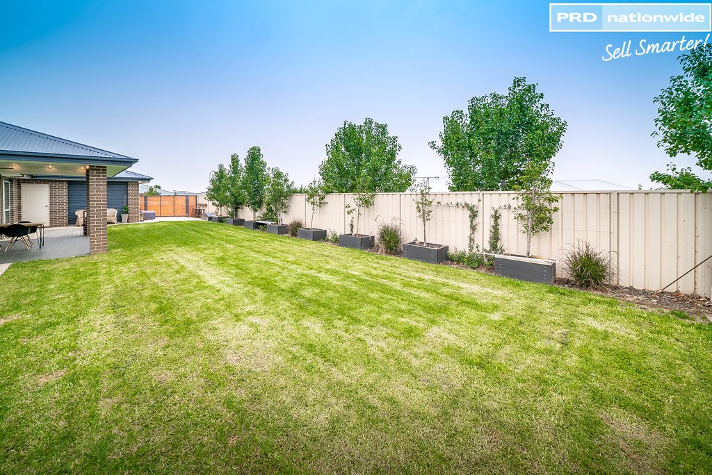 10 Cootamundra Boulevarde  GOBBAGOMBALIN 19