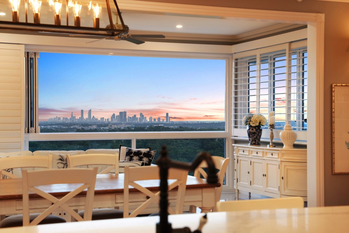 10 Coronata Place Reedy Creek 2