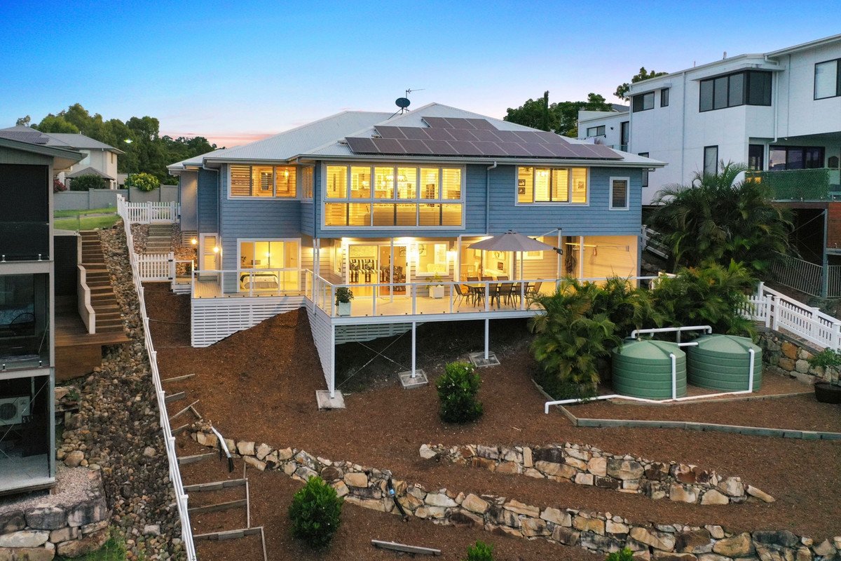 10 Coronata Place Reedy Creek 3