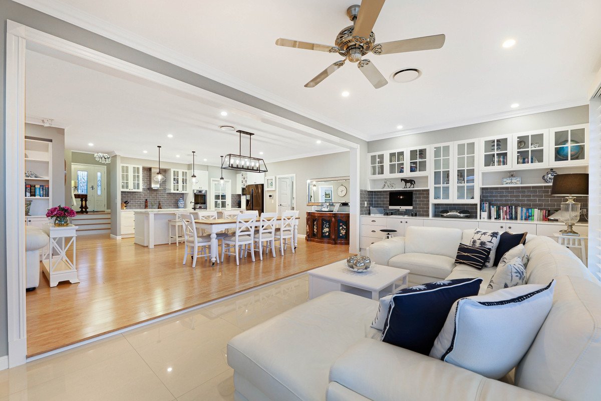 10 Coronata Place Reedy Creek 7