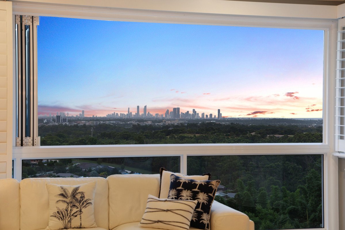 10 Coronata Place Reedy Creek 16