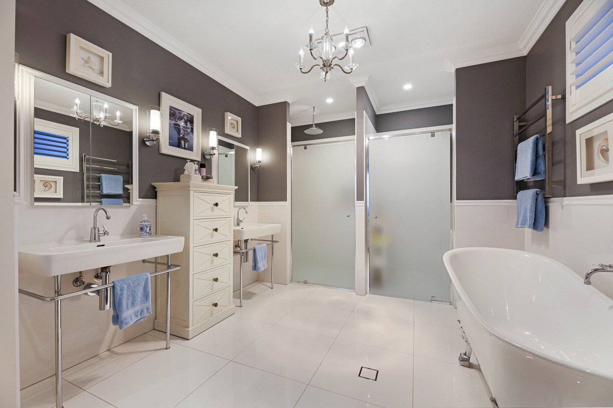 10 Coronata Place Reedy Creek 21