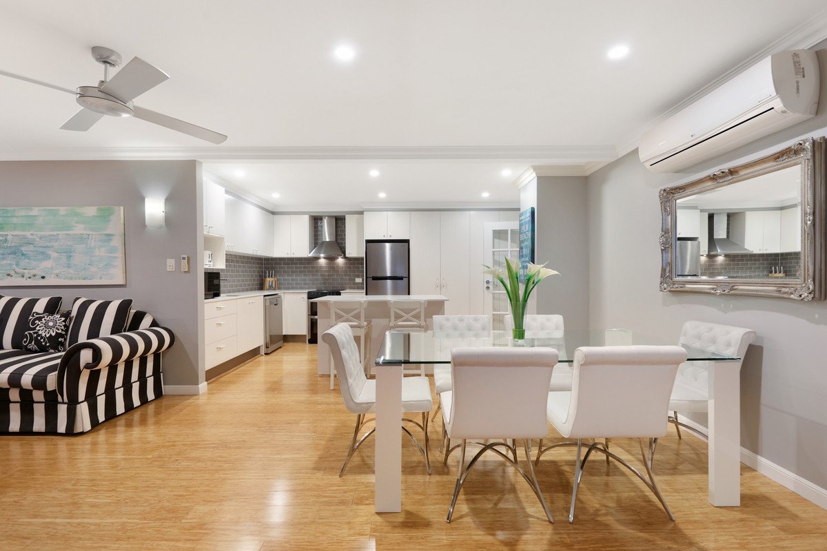 10 Coronata Place Reedy Creek 27