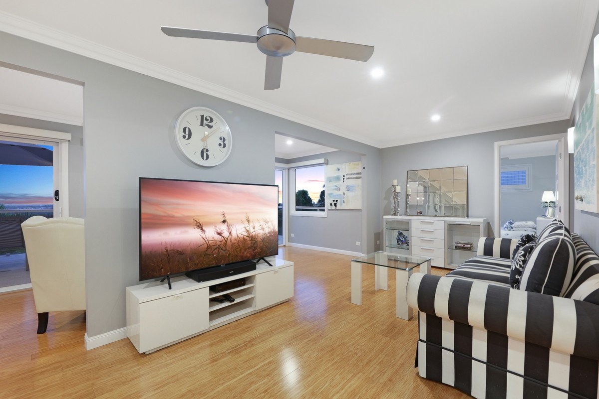 10 Coronata Place Reedy Creek 32