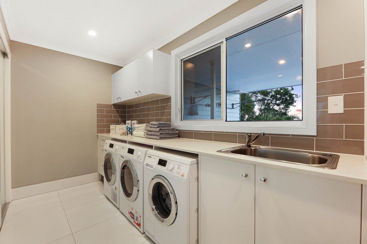 10 Coronata Place Reedy Creek 35