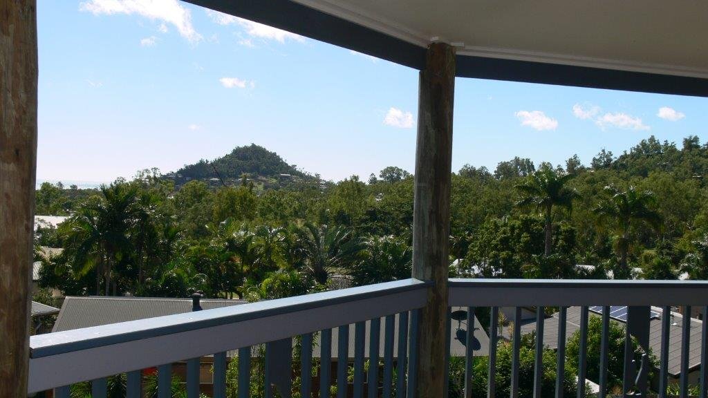 10 Country Road CANNONVALE 11