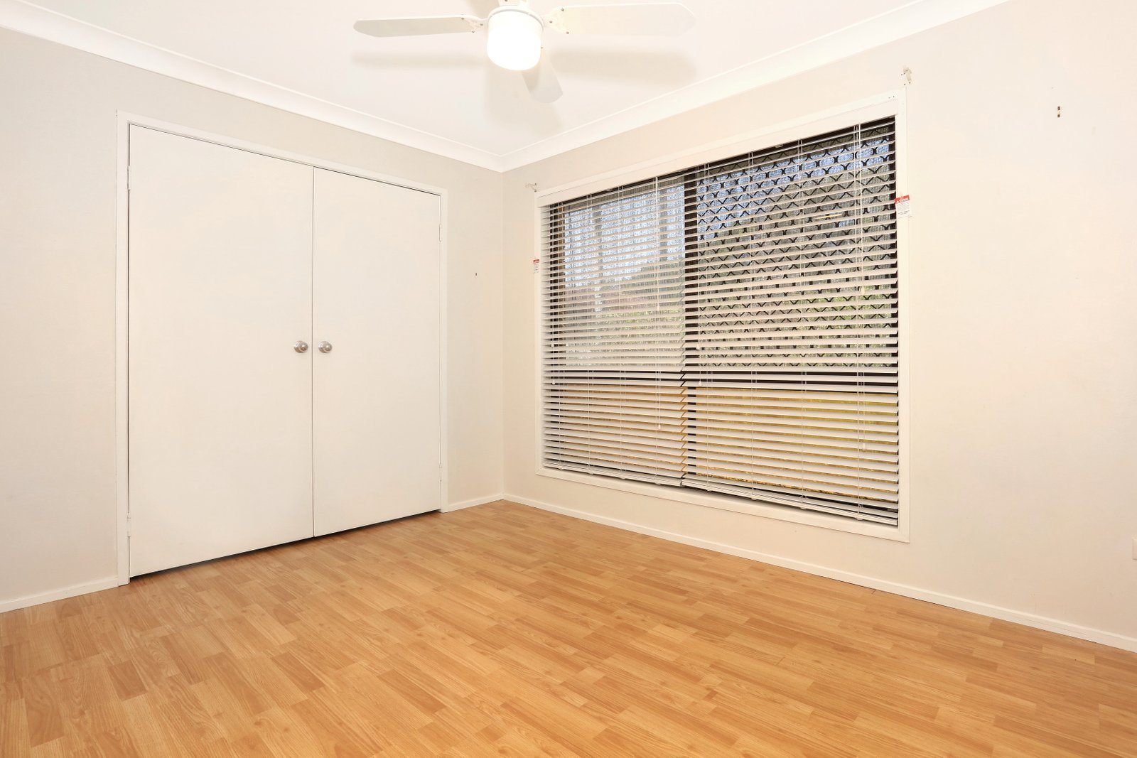 10 Cutana Court ASHMORE 11