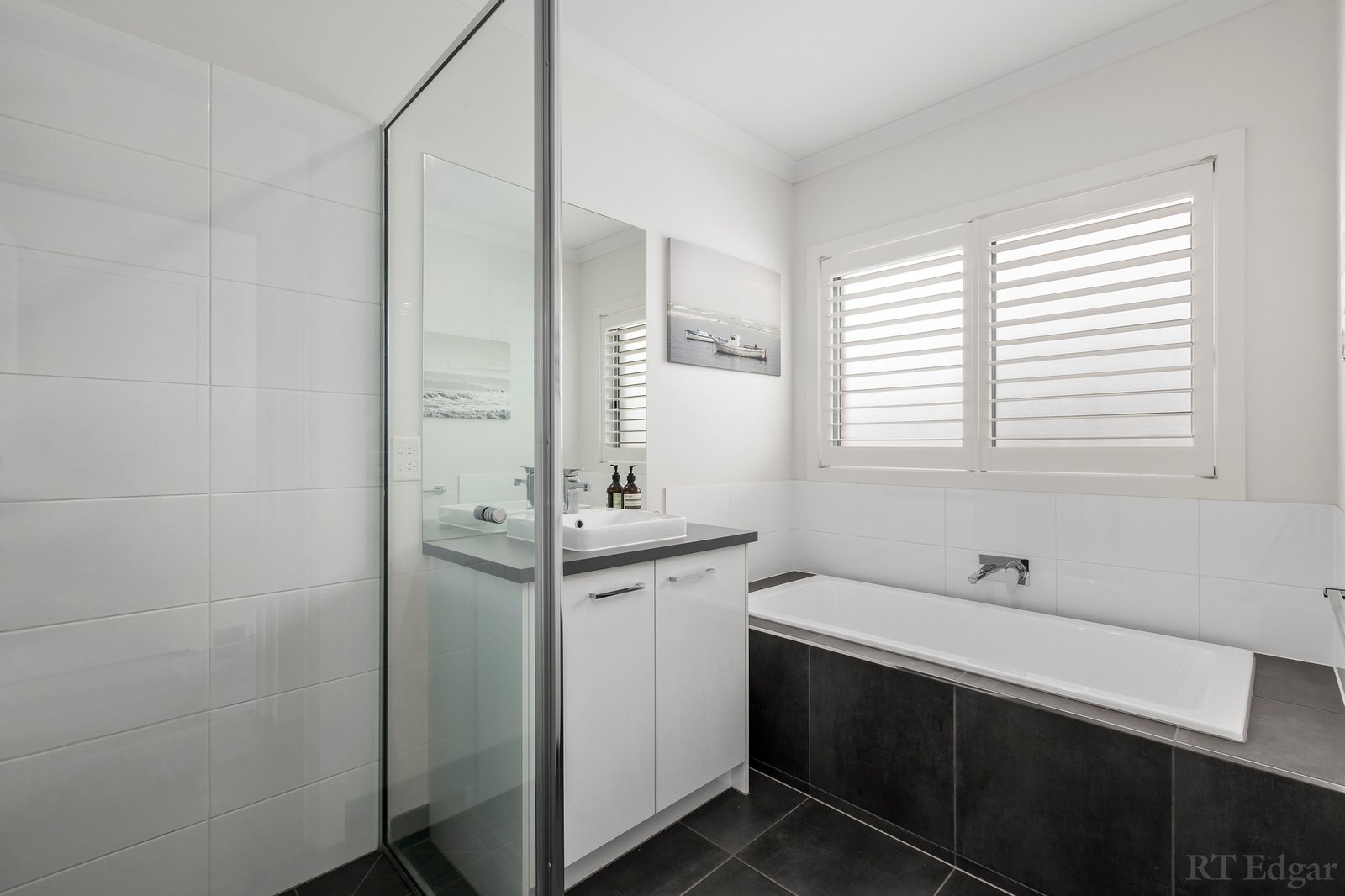 Real Estate and Property in 10 Cutter Street, Ocean Grove, VIC