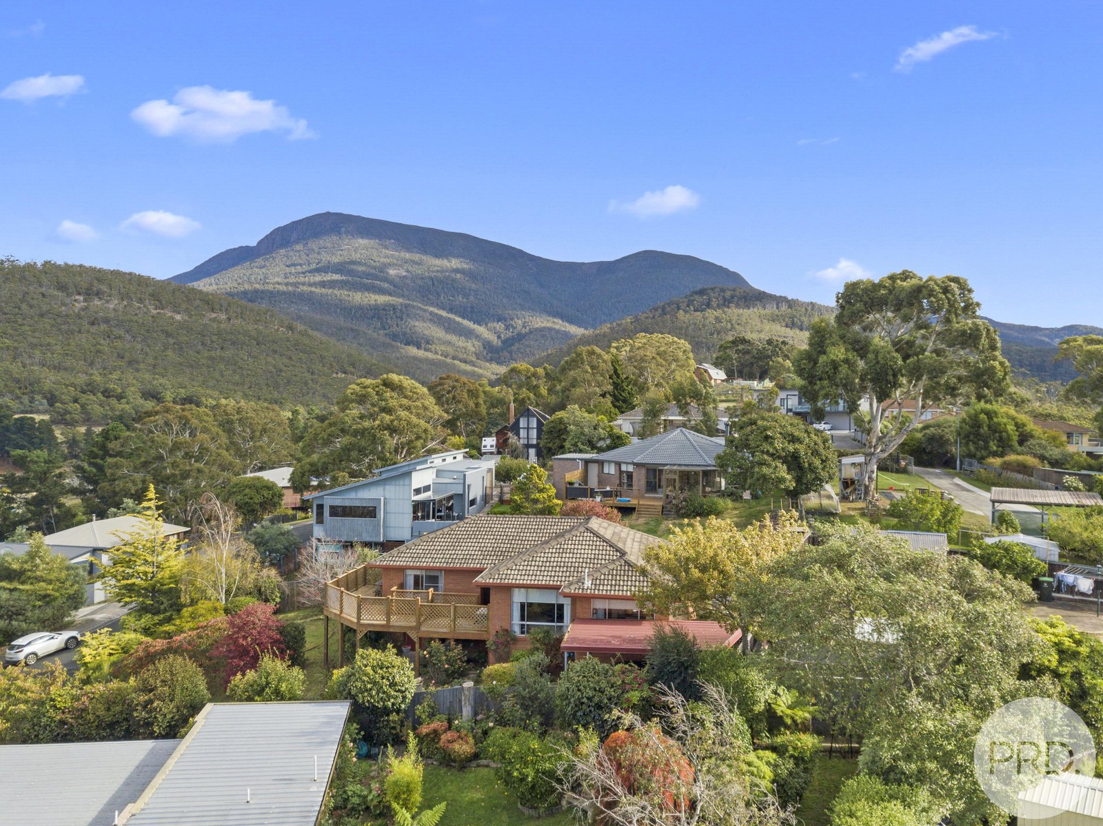 10 Daly Road LENAH VALLEY 2