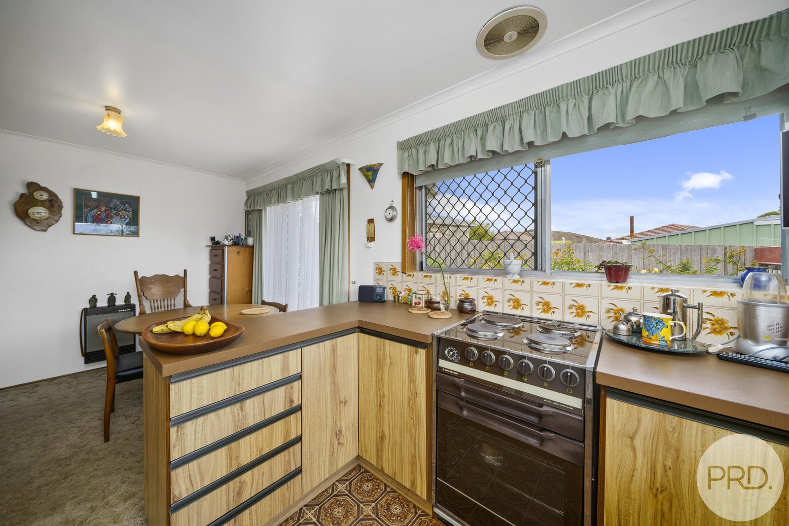 10 Daly Road LENAH VALLEY 11