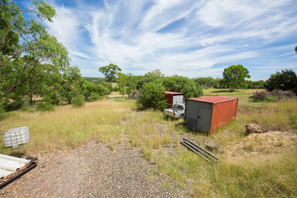 10 Denton Close WINDELLA 4